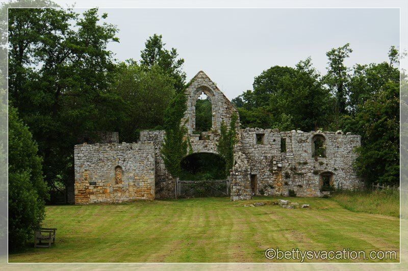 33 - Bayham Old Abbey