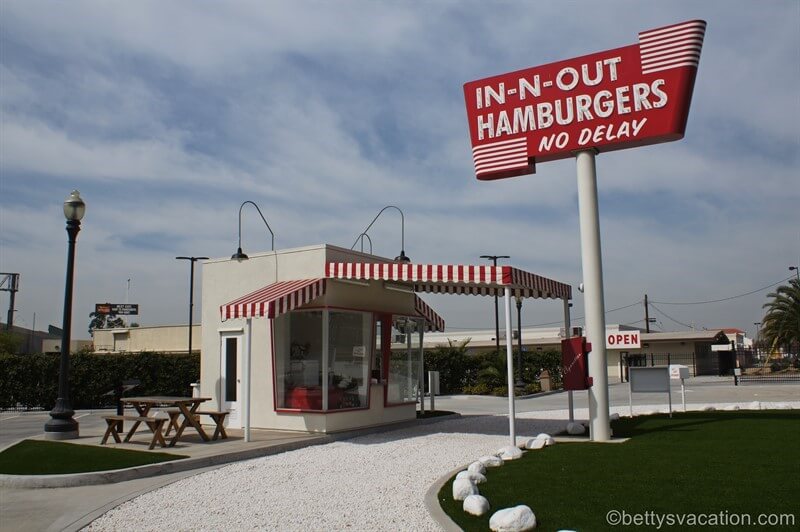15-In-n-out-Burger.jpg