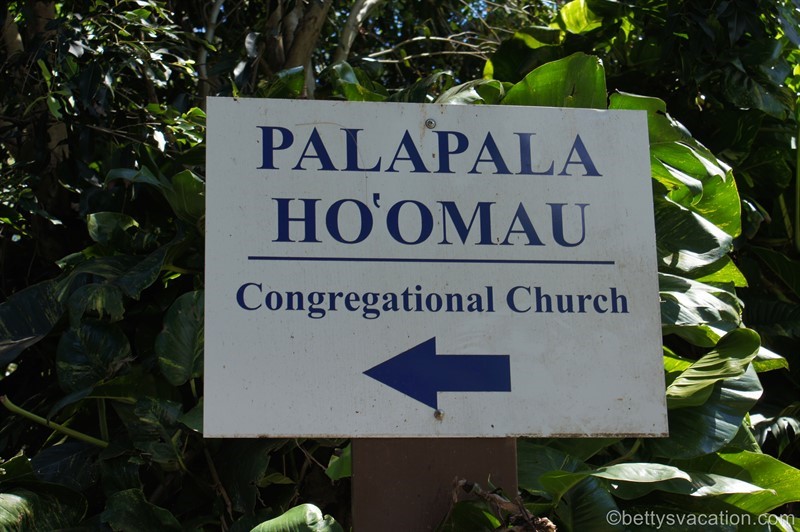 22-Palapala-Hoomau-Church.jpg