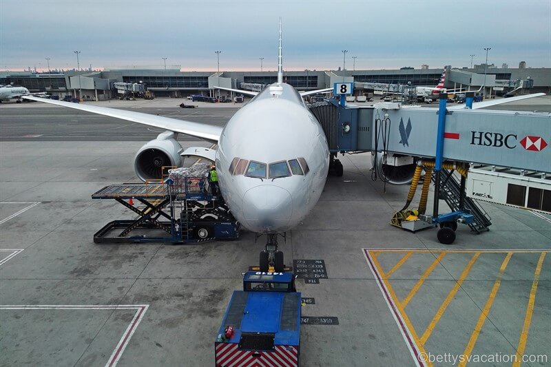 Boeing 777 von American Airlines auf dem Flughafen New York JFK.