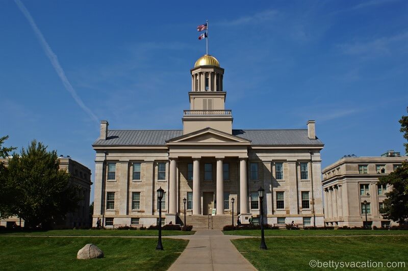 1-Iowa-Old-State-Capitol.jpg