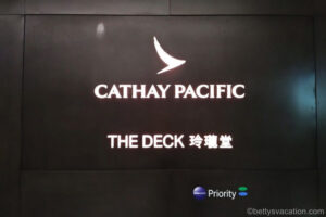 Cathay Pacific Lounge - The Deck, Hongkong
