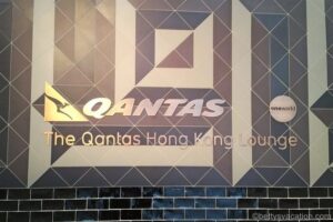 Qantas Lounge Hong Kong