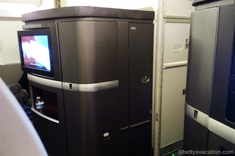 6-Cathay-Pacific-First-Class-JFK-YVR.jpg