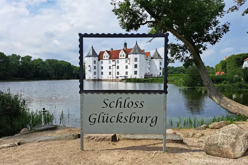 Schlösser und Herrenhäuser zwischen Kiel und Flensburg