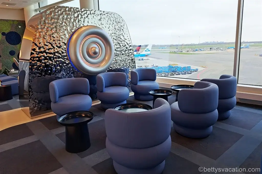 Oneworld Lounge, Amsterdam Schiphol Airport